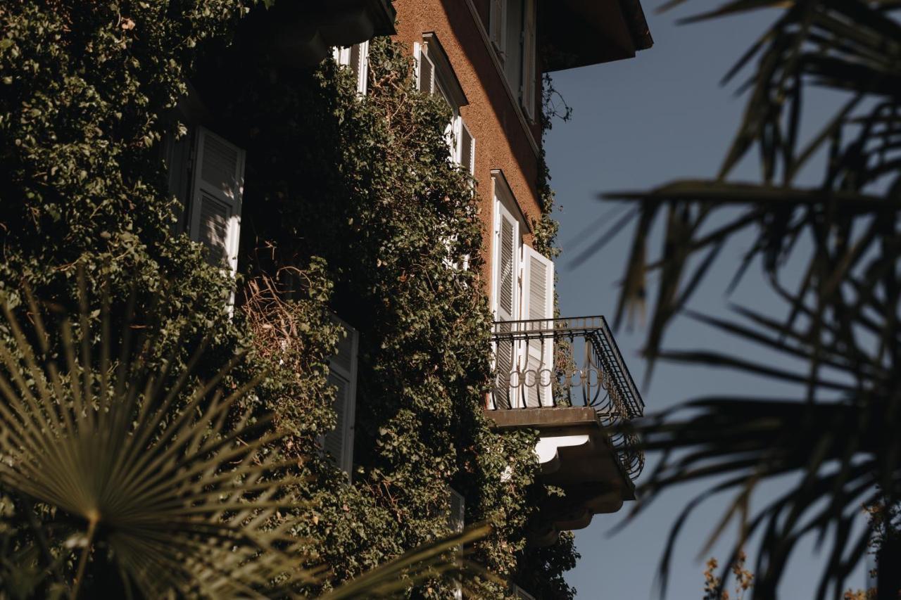 Parkhotel Mondschein, A Member Of Design Hotels Болзано Екстериор снимка