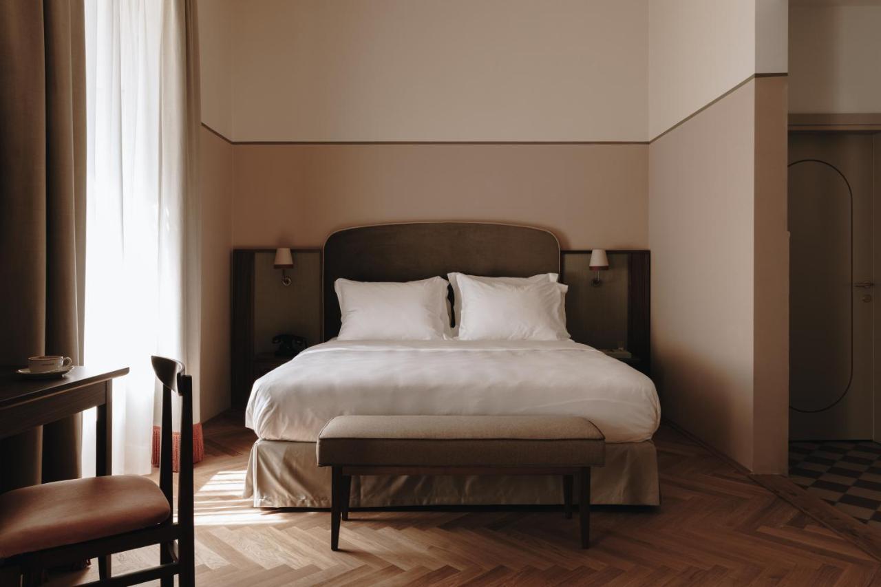 Parkhotel Mondschein, A Member Of Design Hotels Болзано Екстериор снимка