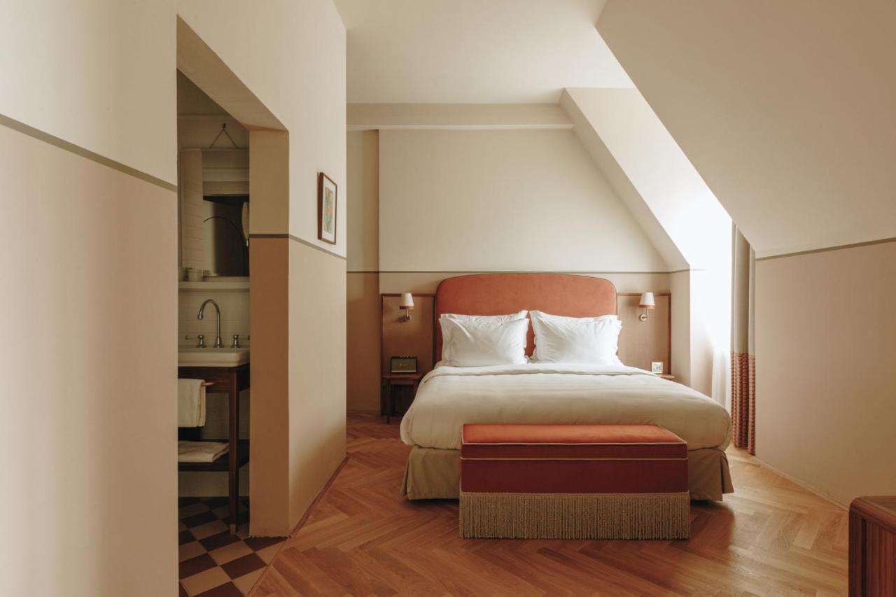 Parkhotel Mondschein, A Member Of Design Hotels Болзано Екстериор снимка