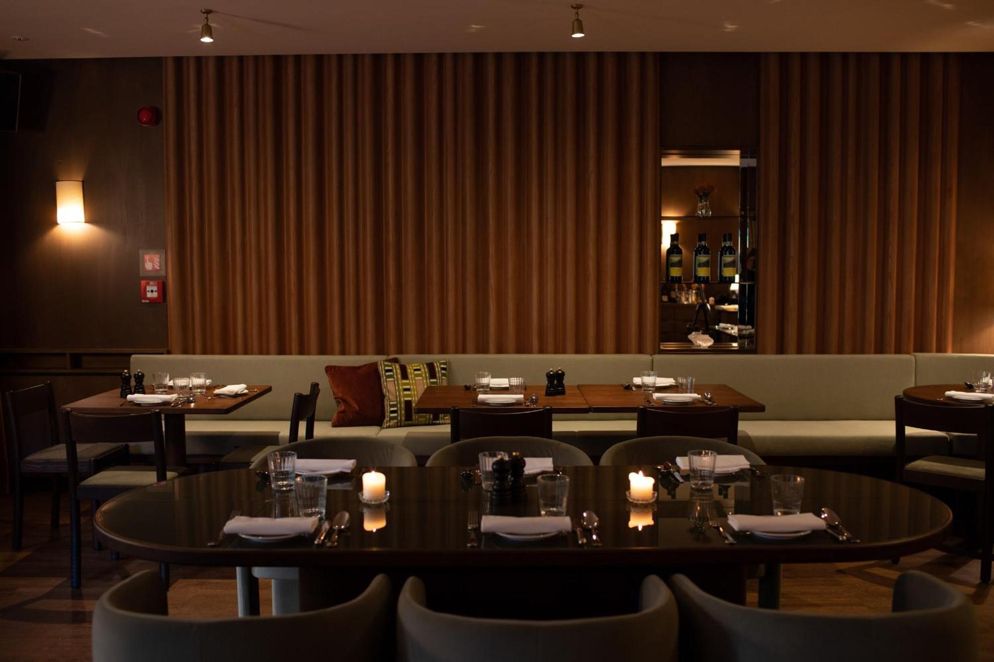 Parkhotel Mondschein, A Member Of Design Hotels Болзано Екстериор снимка